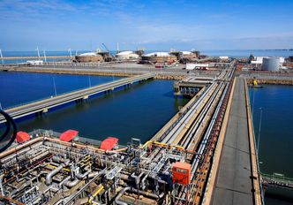 Rosyjski gaz skroplony płynie do Europy. Oto skala dostaw w roku wojny