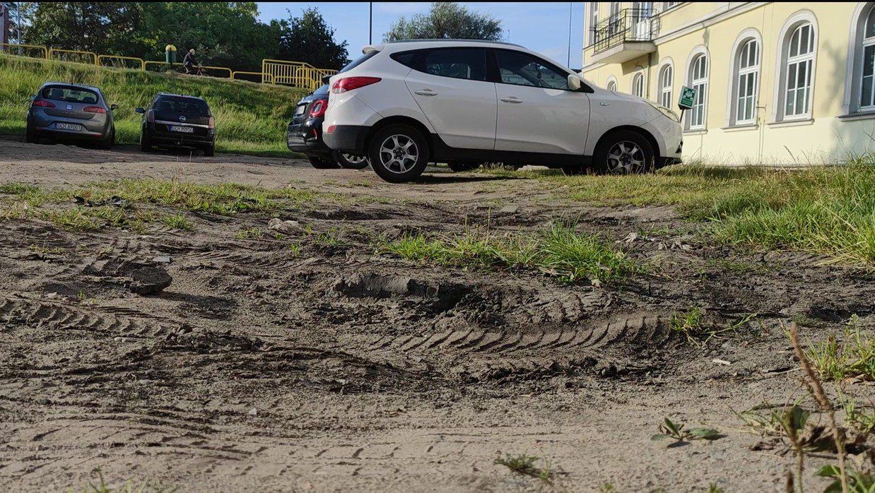 Tak obecnie wygląda miejsce przy starym szpitalu w Chojnicach