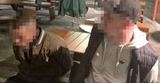 Bytów: Ukradli samochód kobiecie. Policjanci namierzyli ich na parkingu przed marketem