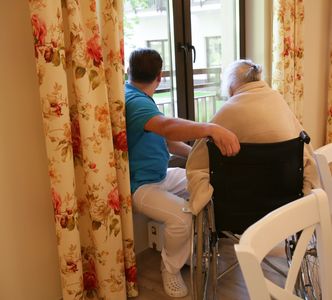 Opiekunowie niepełnosprawnych zyskają prawo do zasiłku dla bezrobotnych