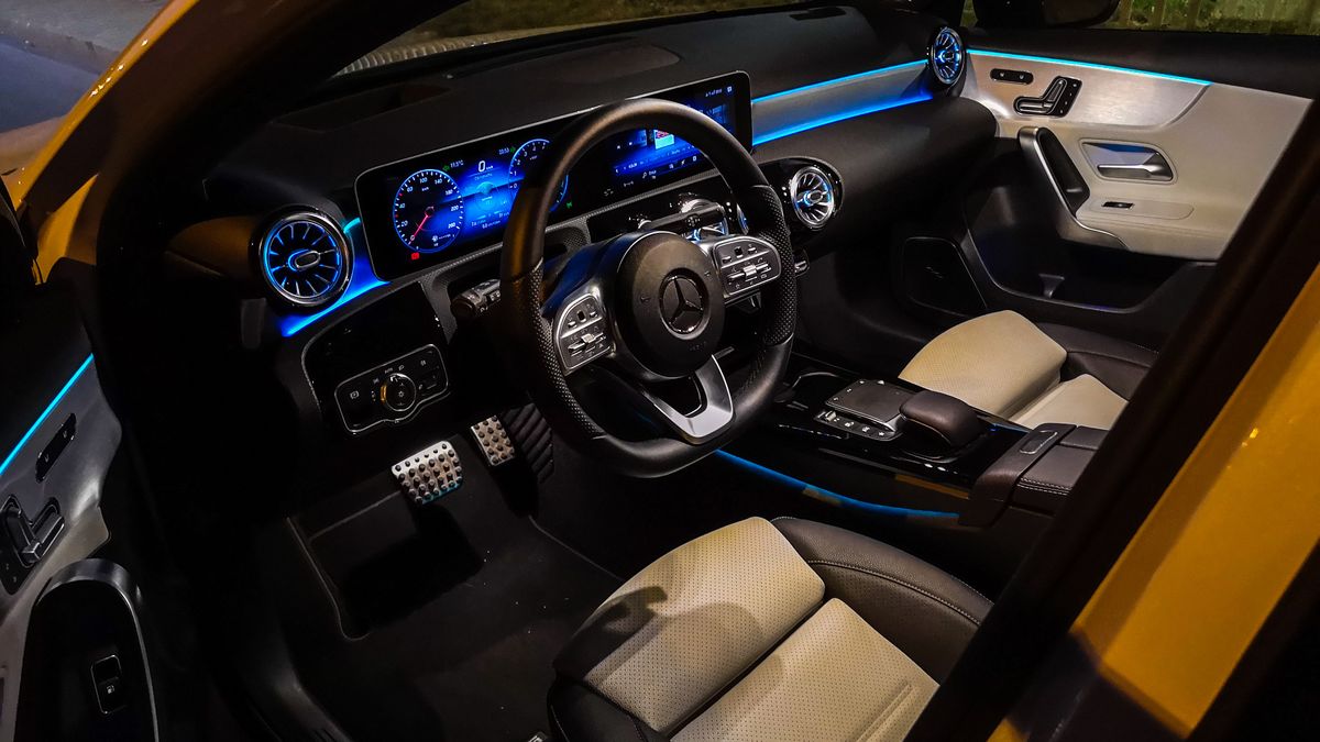 Mercedes A250e: System zarządzania energią i rozszerzona rzeczywistość 1