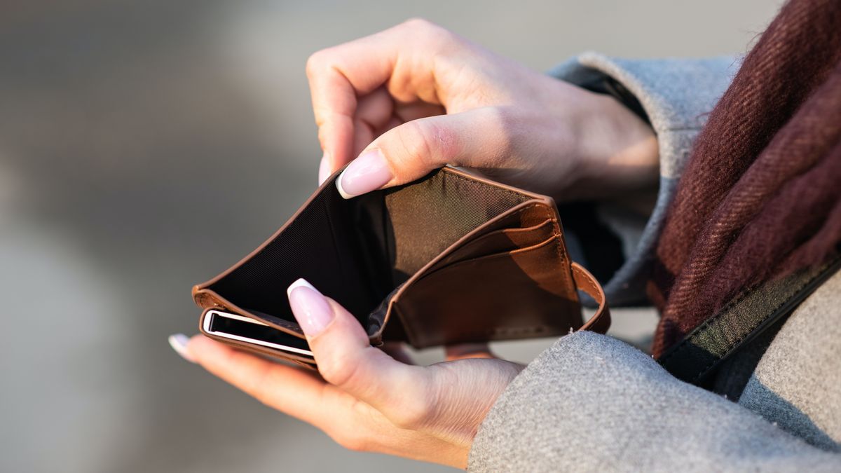 Poduszkę finansową należy traktować jako zabezpieczenie dla osoby czy rodziny, które pozwoli na przetrwanie na wypadek utraty stałego źródła dochodów lub wystąpienia poważnego kryzysu.