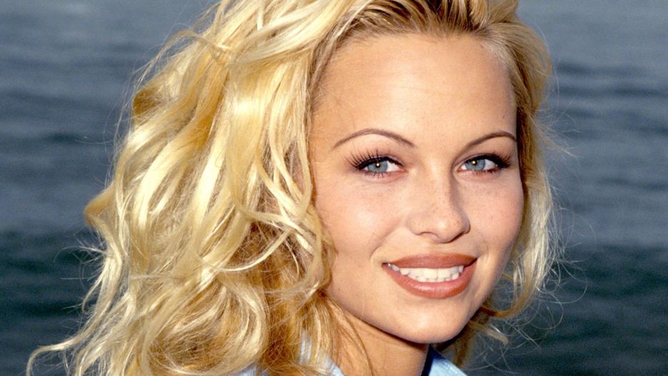 Pamela Anderson - z seksbomby lat 90. do "królowej botoksu" 