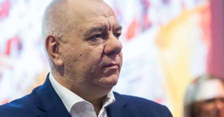 Miażdżący raport o fuzji Orlenu i Lotosu. Błyskawiczna reakcja Sasina