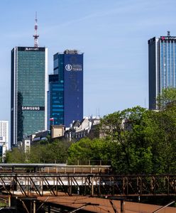 Pokazał menu mini baru z hotelu. Ceny powalają