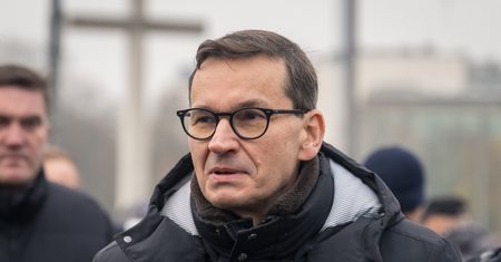 Świąteczny zgrzyt w PiS. Morawiecki "konkuruje" z Kaczyńskim