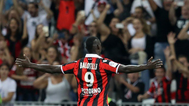 Zdjęcie okładkowe artykułu: AFP /  / Na zdjęciu: Mario Balotelli