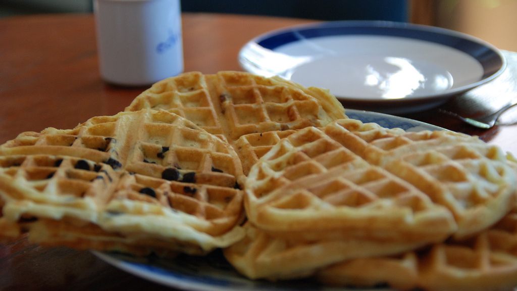 Mrożone gofry maślane przygotowane w mikrofalówce