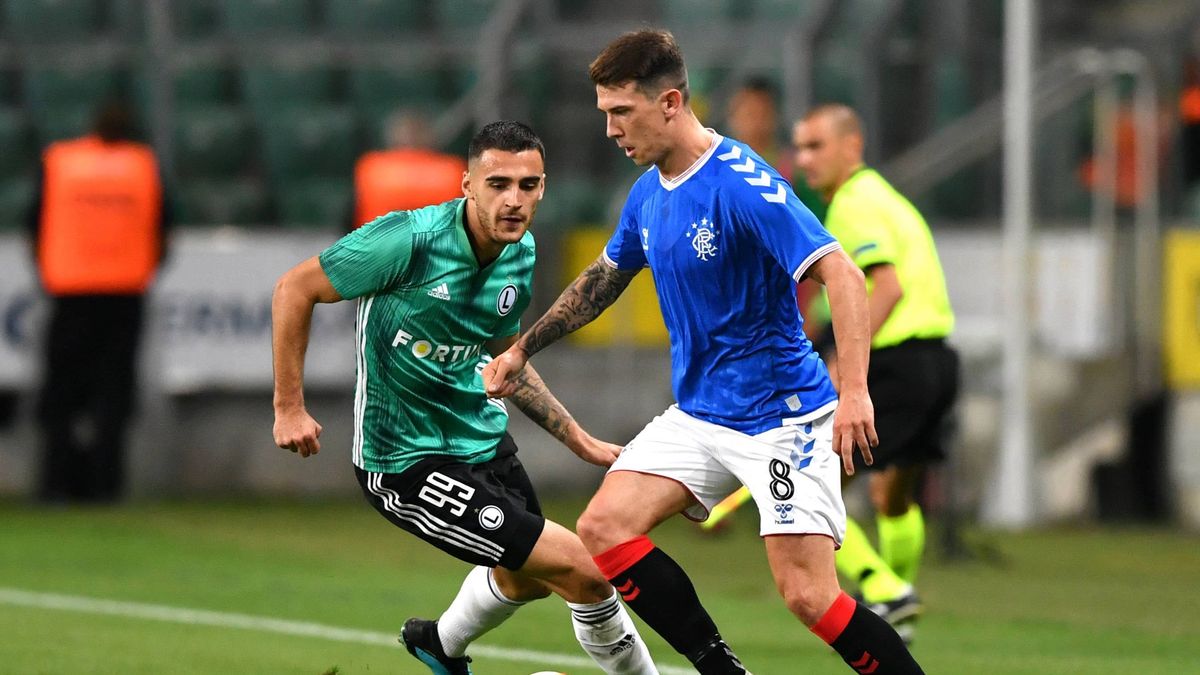 Zdjęcie okładkowe artykułu: PAP / Piotr Nowak / Na zdjęciu: zawodnik Legii Warszawa Sandro Kulenovic (z lewej) i Ryan Jack (z prawej) z Glasgow Rangers