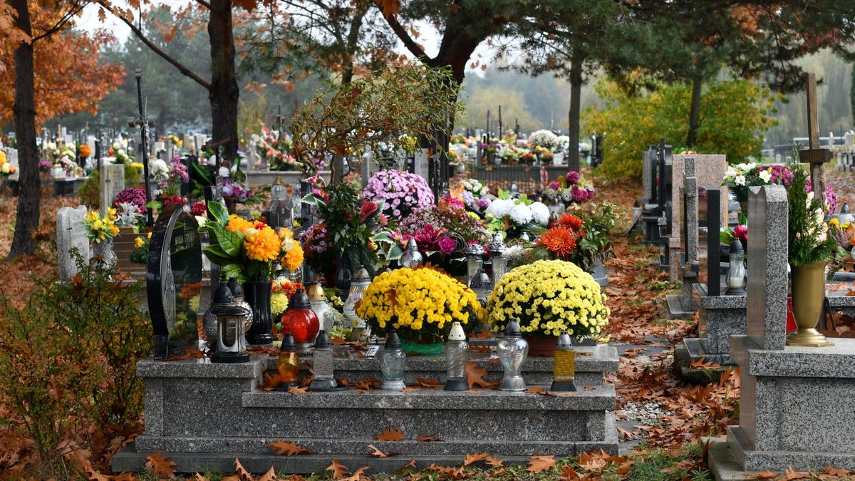Czy cmentarze są już otwarte?