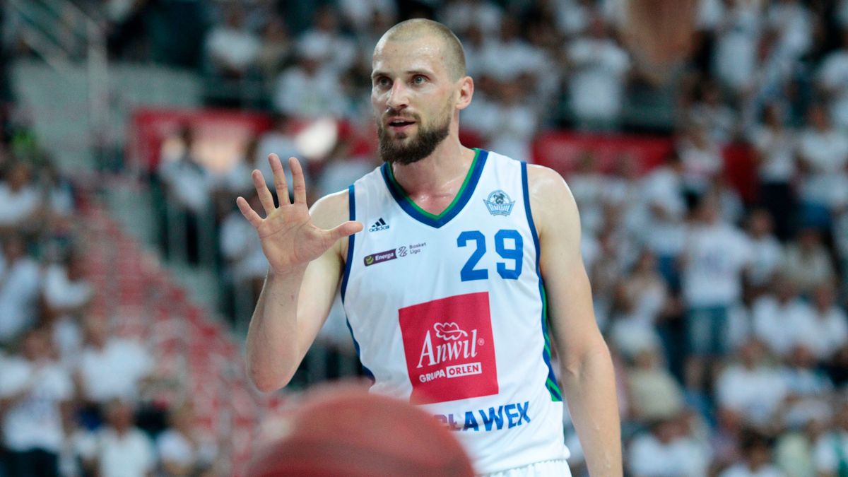 Newspix / Artur Podlewski / Na zdjęciu: Paweł Leończyk