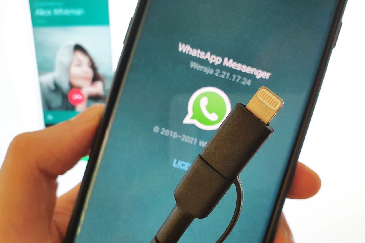 WhatsApp: zmieniłeś telefon? Możesz przenieść historię czatów