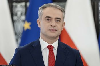 Zmiany w dokumentach po wyroku ws. małżeństw. Gawkowski o terminie