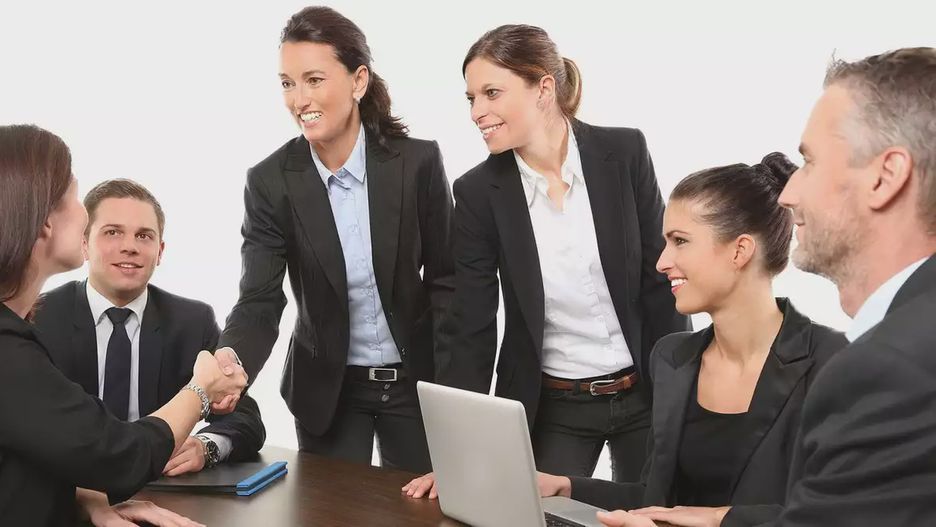 Wydarzenie jest skierowane do przedstawicieli sektorów przemysłu, poszukujących partnerów do współpracy biznesowej, technologicznej i badawczej.