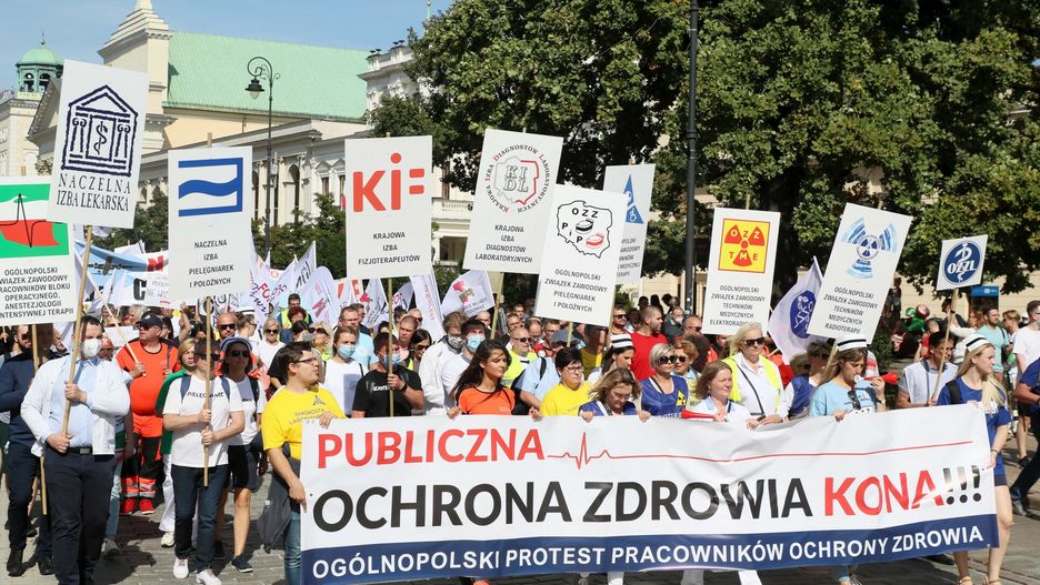 Protest medyków. Domagają się podwyżek i poprawy funkcjonowania ochrony zdrowia 
