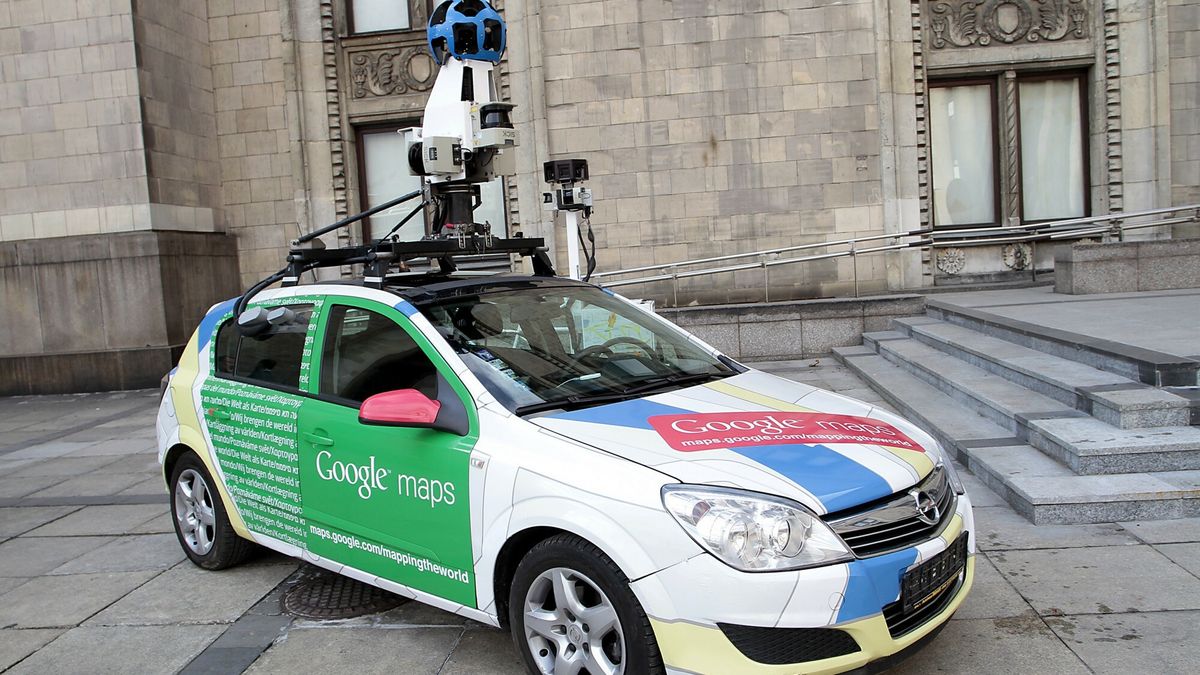 Auto Google Street View