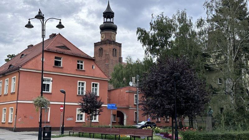 Pomnik Jana Amosa Komeńskiego w Lesznie
