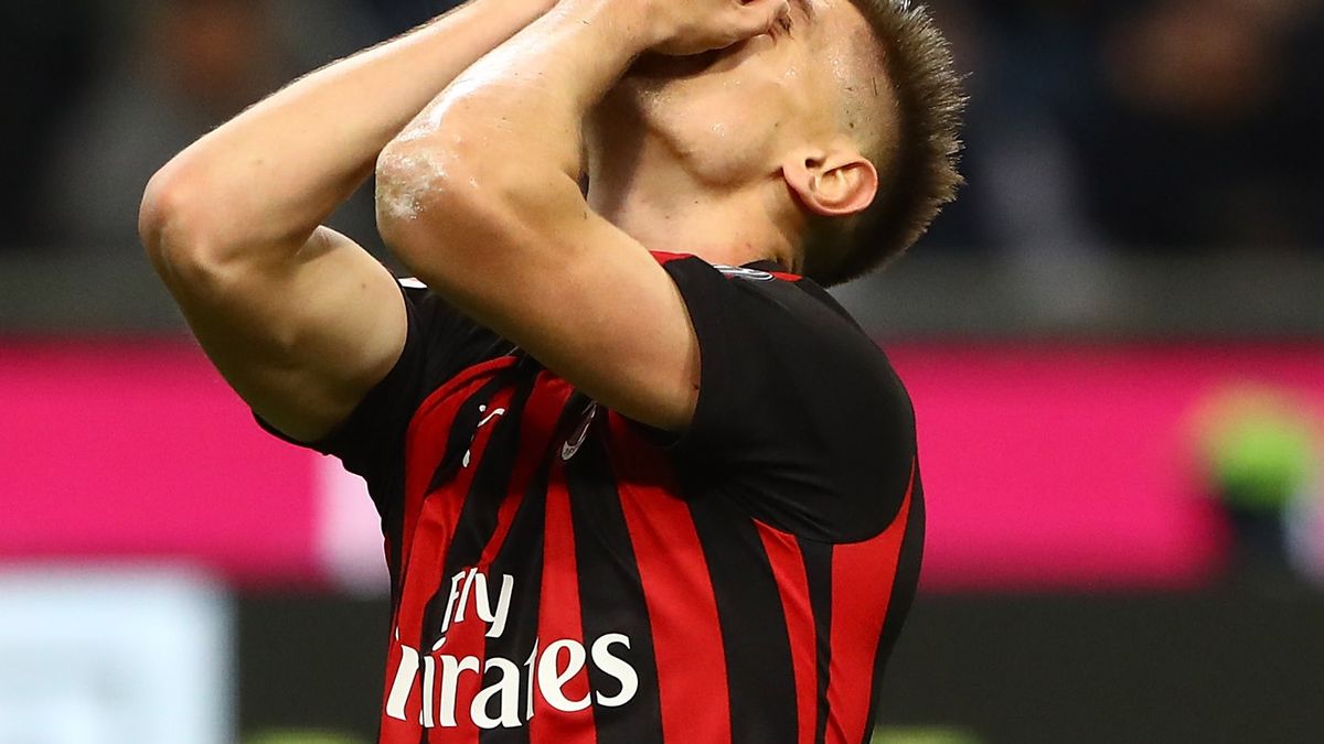 Getty Images / Marco Luzzani / Na zdjęciu: Krzysztof Piątek