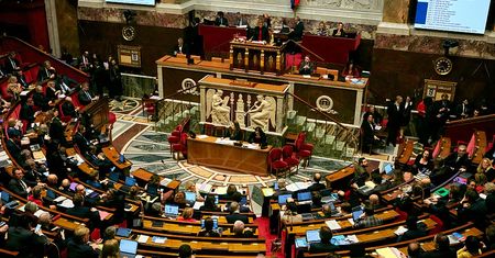 "Le Monde": francuskie partie podzielone ws. zagrożenia z Rosji