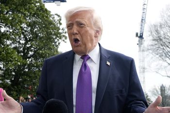 "Zarabiamy dużo pieniędzy". Trump ws. Iranu i rynku ropy