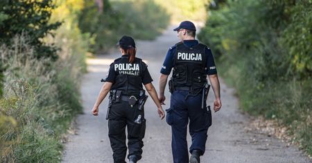 Dwa ciała w aucie. "Nie ma mowy o przypadkowości"