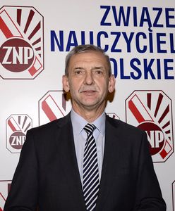 "Co mamy na Broniarza" oraz "nauczyciele zostaną poniżeni falą hejtu". Wyciekły nowe maile