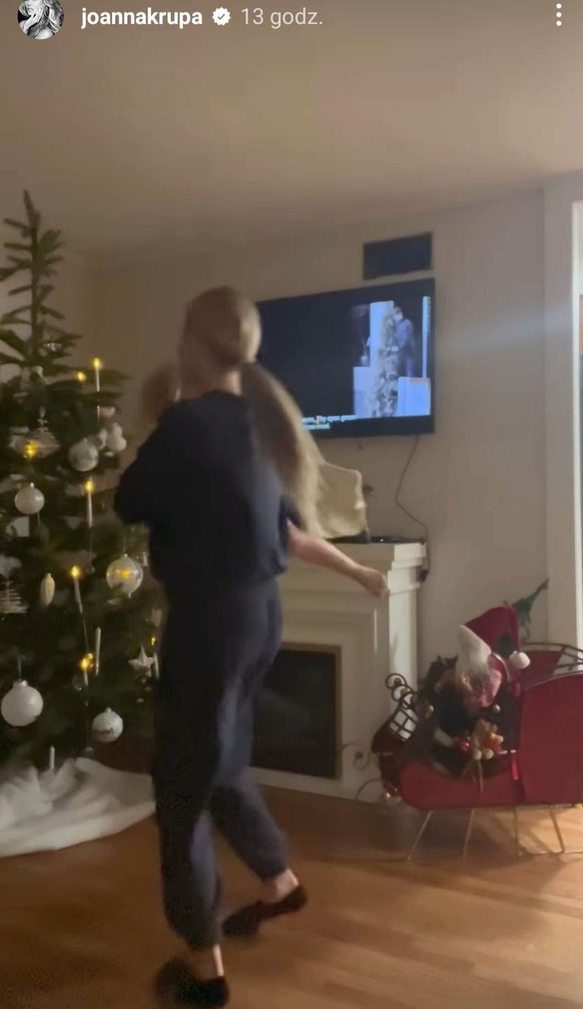 Asha i Joanna Krupa bawią się przy disco-polo