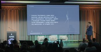 Sztuczna inteligencja a matematycy. Czy grozi nam ponura przyszłość?