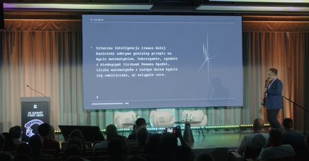 Sztuczna inteligencja a matematycy. Czy grozi nam ponura przyszłość?