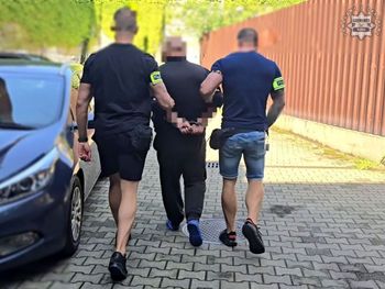 Bytom: Udawali pracowników administracji. Ofiara straciła 20 tys. zł