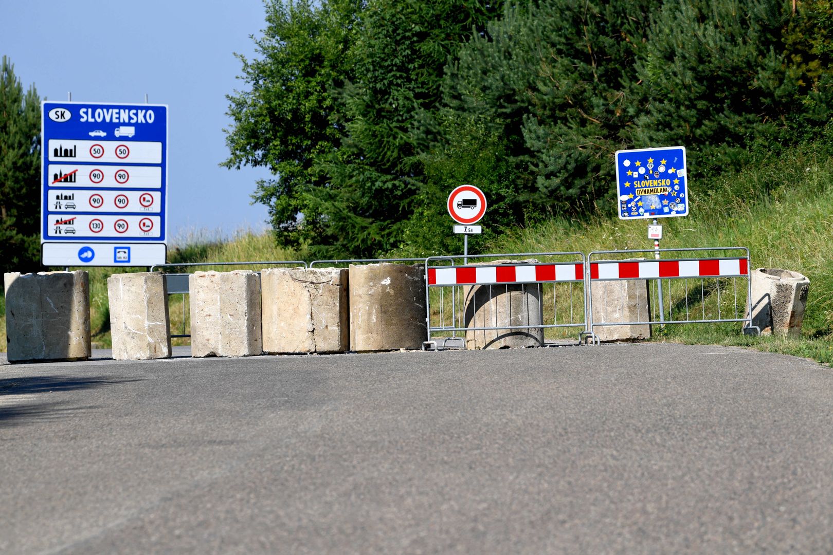 Zamknięte przejścia graniczne Słowacji z Polską. Nowe informacje