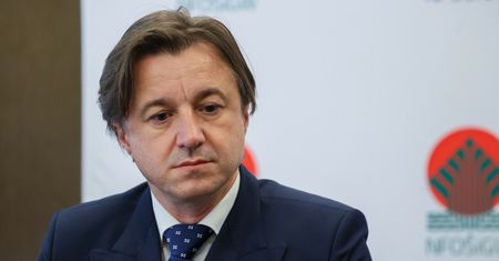 "Przepychanka" o małe reaktory jądrowe. Mogą nie powstać tak szybko [OPINIA]