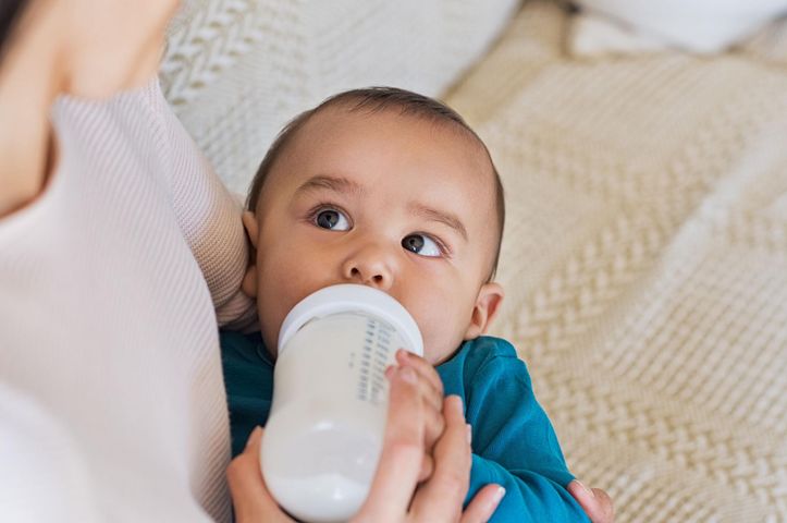 Jak często karmić niemowlę?