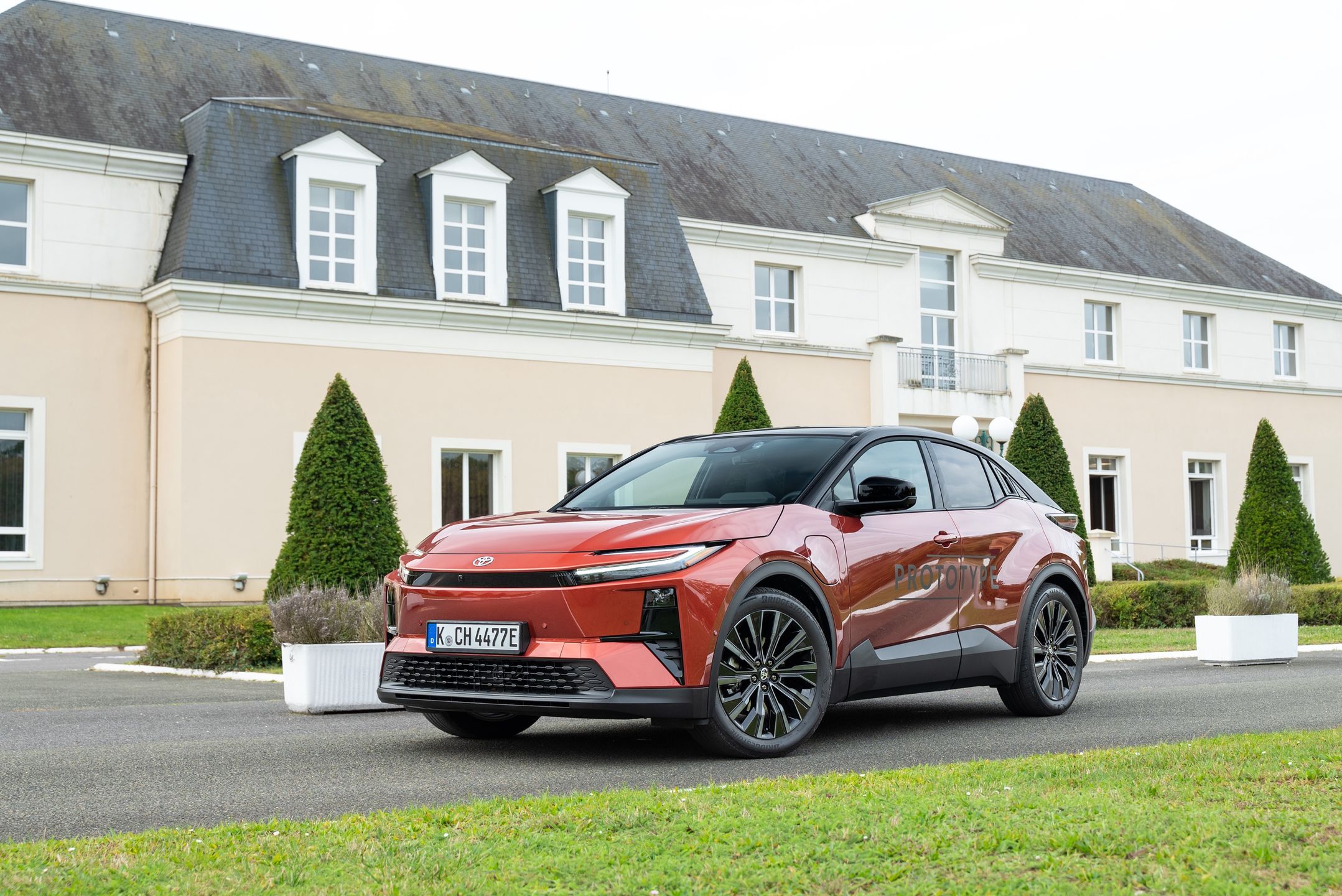 Toyota C-HR+