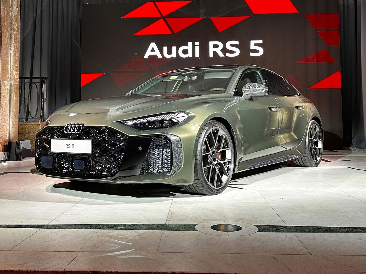 Audi RS 5 zawitało do Polski. To prawdziwy brutal z krwi i kości