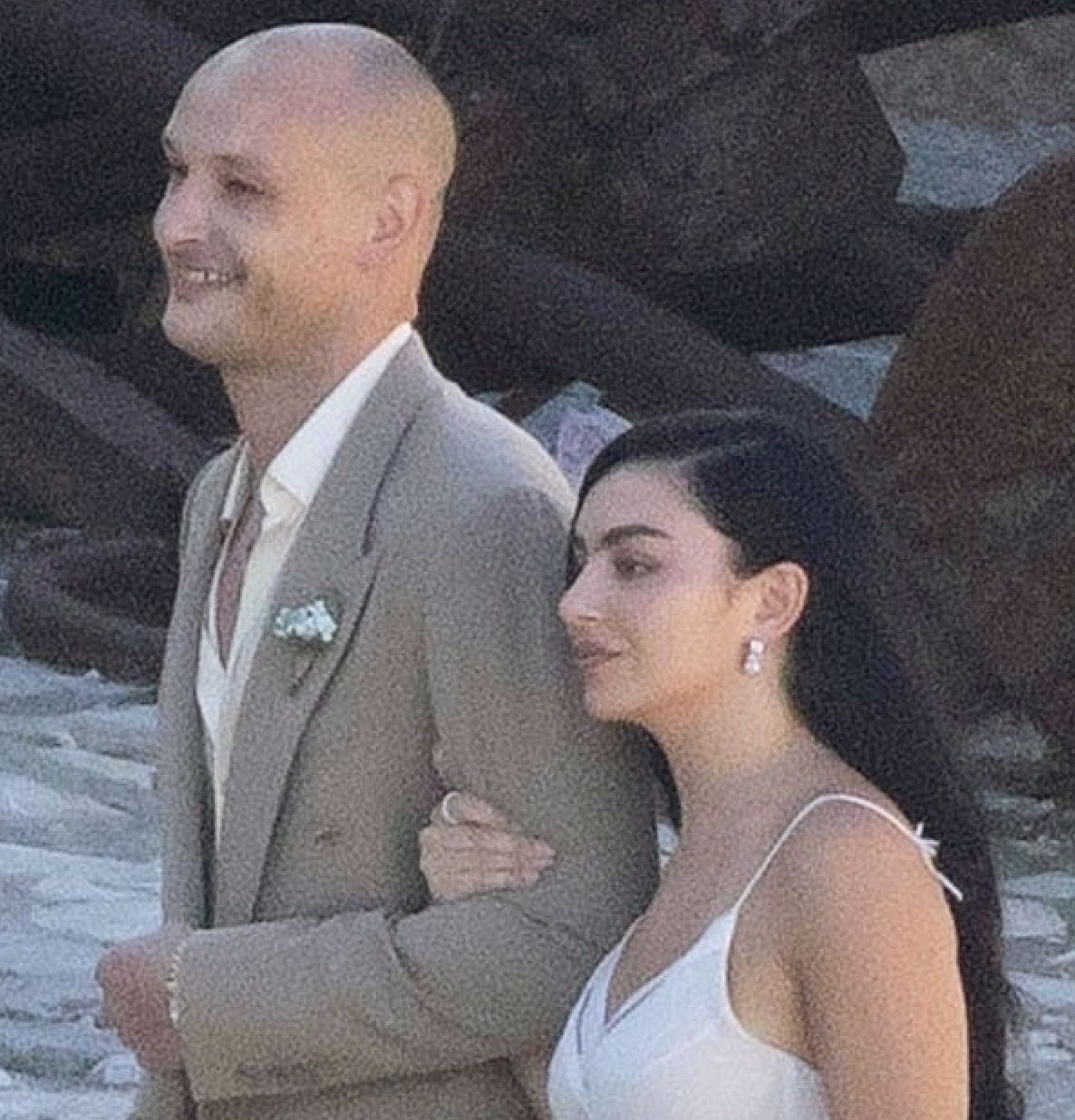 Drugi ślub Charli XCX i George'a Daniela