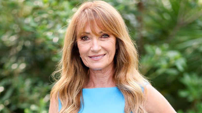 74-letnia Jane Seymour pozuje w kostiumie kąpielowym