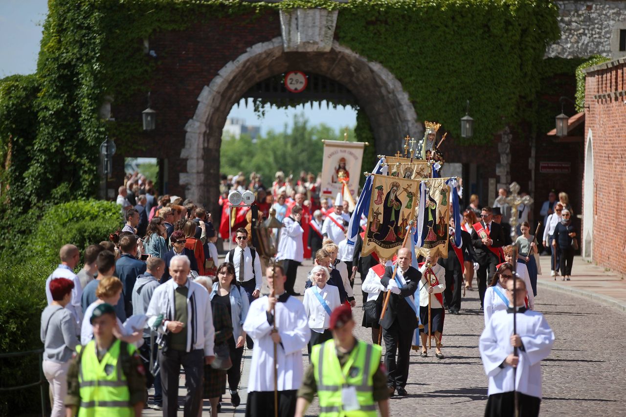 Czy Boże Ciało to święto nakazane? Kodeks kanoniczny wyjaśnia czy trzeba iść do kościoła