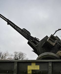 Wojna w Ukrainie. "Wysiłki Rosjan skoncentrowane na okrążeniu Kijowa. Szykują przerzut"