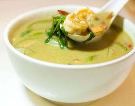 Zupa tajska – przepisy, wartości odżywcze