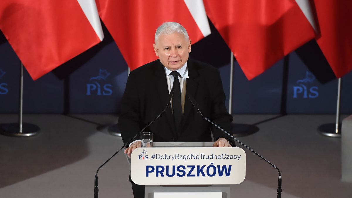 Na zdjęciu Jarosław Kaczyński podczas spotkania z mieszkańcami Pruszkowa