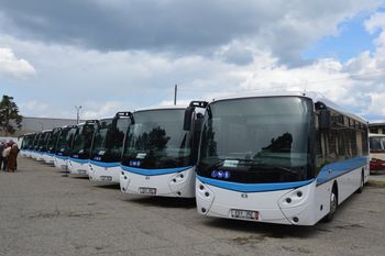 Dziesięć nowych autobusów otrzymał PKS w Stalowej Woli. Kontrakt na ponad 11 milionów złotych