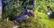 Tragiczny wypadek na DK 65 w Chrabołach. Seat uderzył w drzewo