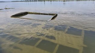 Zagadka z Dunaju. Po 90 latach z dna rzeki wyłonił się wrak statku