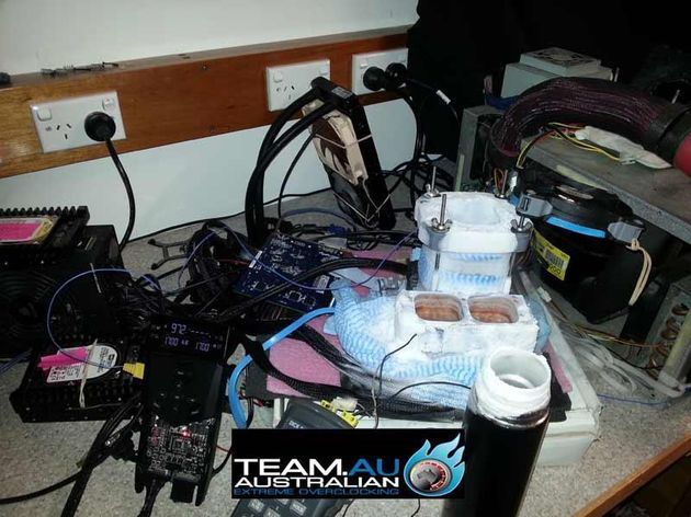 G.Skill TridentX pamięci podkręcanie Team.AU 4400 MHz rekord zdjęcie platformy