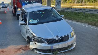 Bez koła, z ponad 2 promilami i zakazem prowadzenia. 34-latka zatrzymana po szaleńczej jeździe na S17