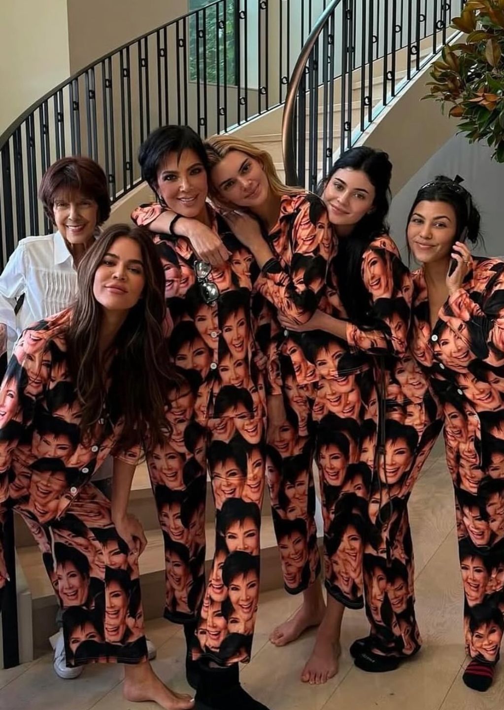 Kris Jenner opublikowała serię starych zdjęć