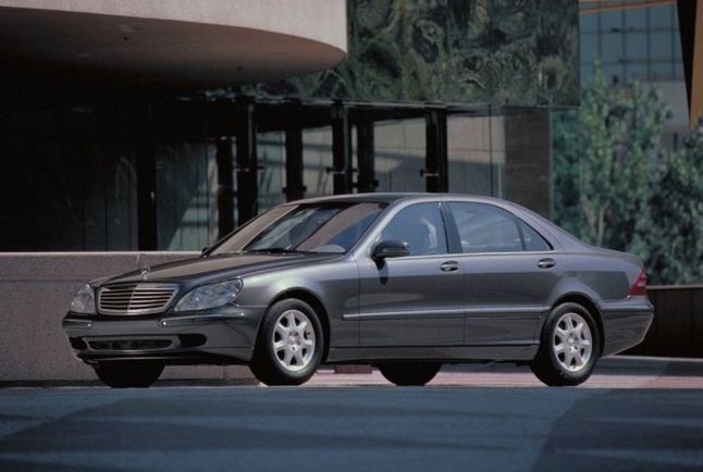 Mercedes Klasy S W220