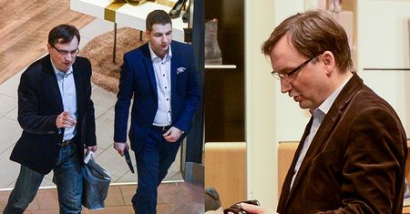 Zbigniew Ziobro i Patryk Jaki kupują buty (ZDJĘCIA)