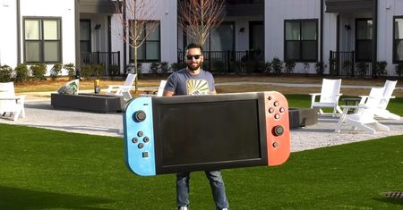 Potwór nie konsola. Zobaczcie największe Nintendo Switch na świecie